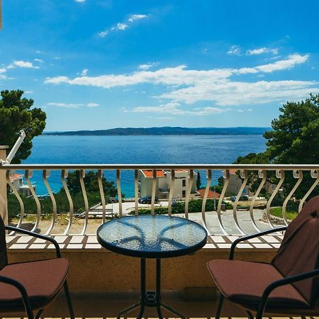 Apartments Lovre - Close To The Sea Brela Exterior foto