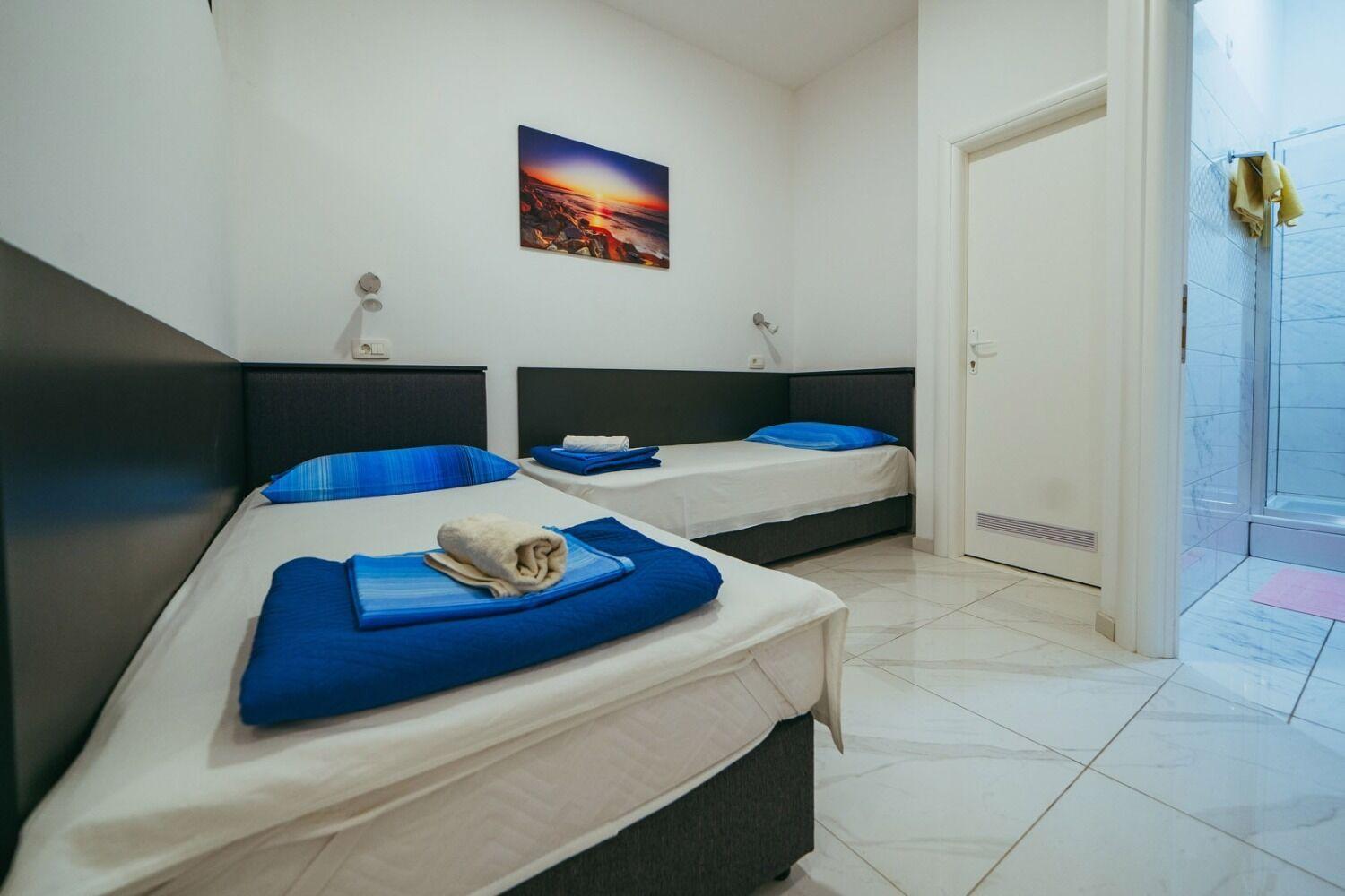 Apartments Lovre - Close To The Sea Brela Exterior foto